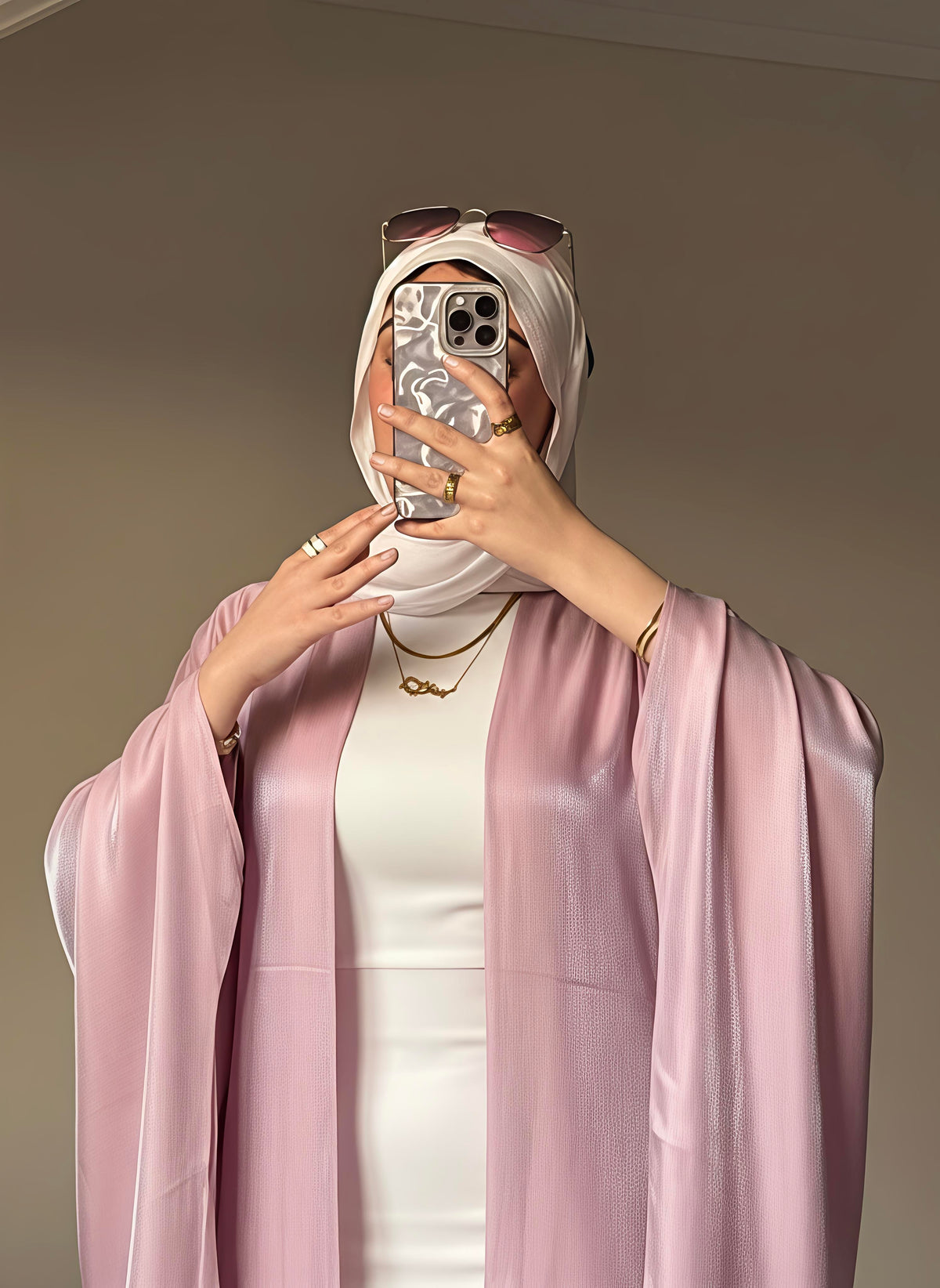 كارديجان الفراشة مع البيزك