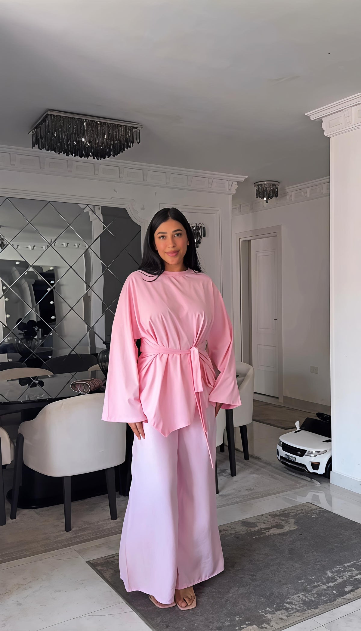 Oversized T-shirt with belt